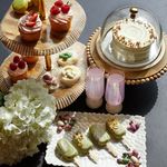 Nabel-Two-Tier-Cake-Stand