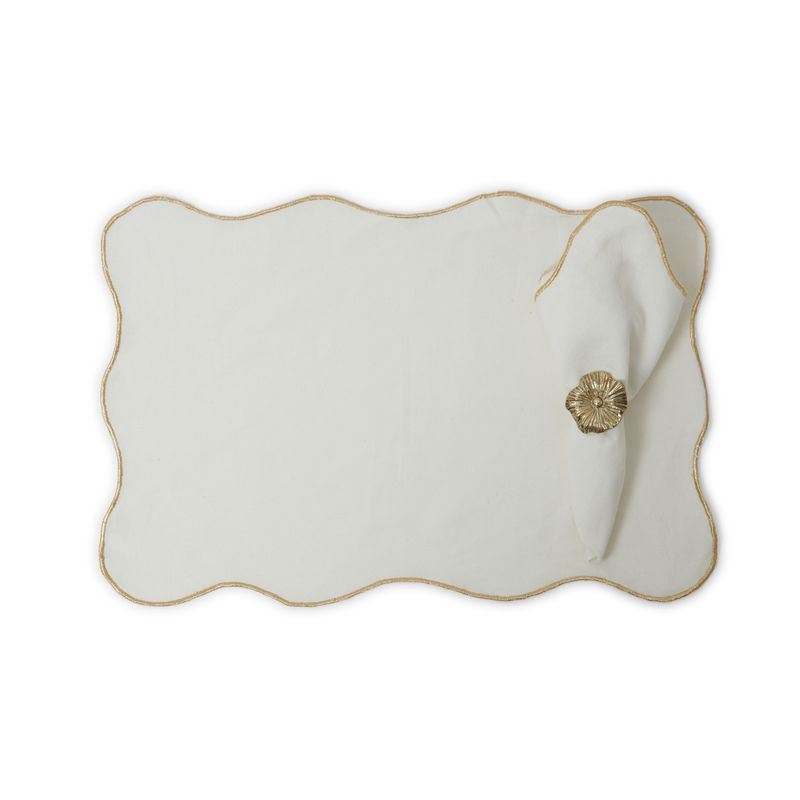 Amber-Embroidered-Napkin