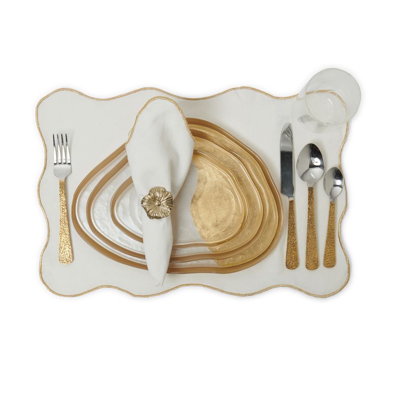 Amber-Embroidered-Napkin